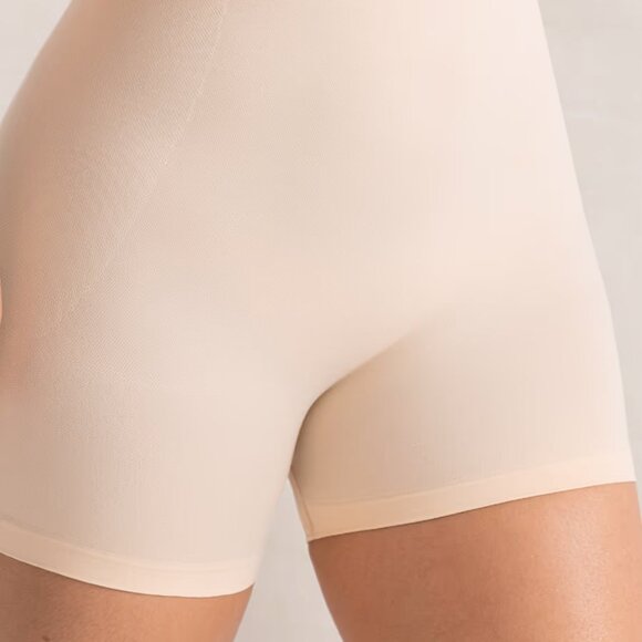 Shapermint Essentials Open Bust Bodysuit Shaper Short - Picture 5 of 5